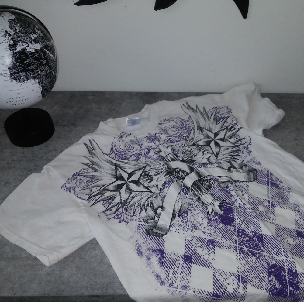 Gildan mens graphic tee